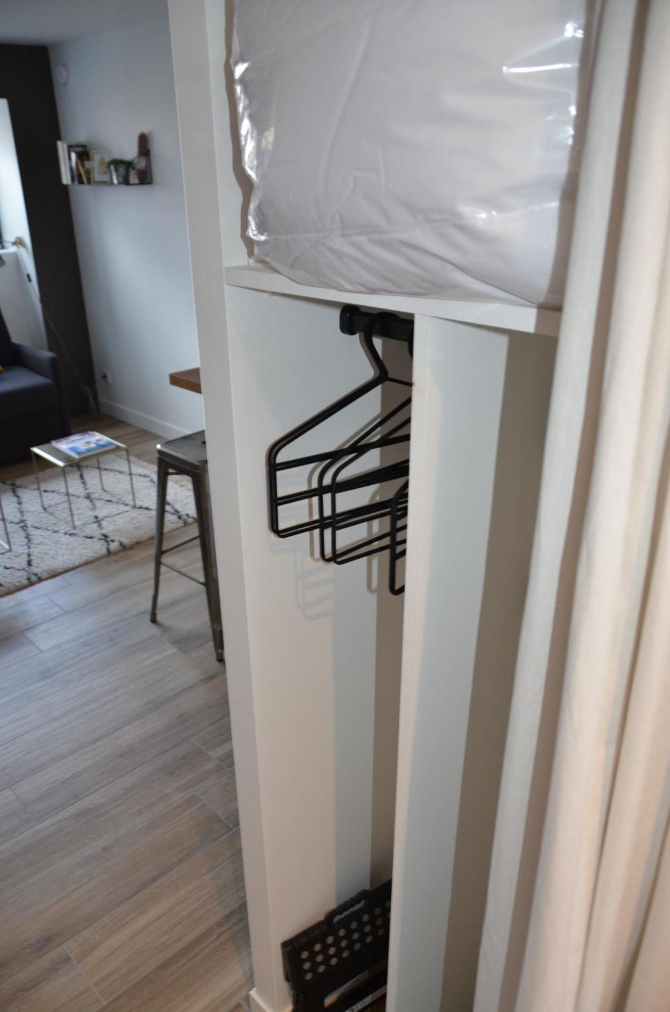 Le Burlat - - Lyon - *